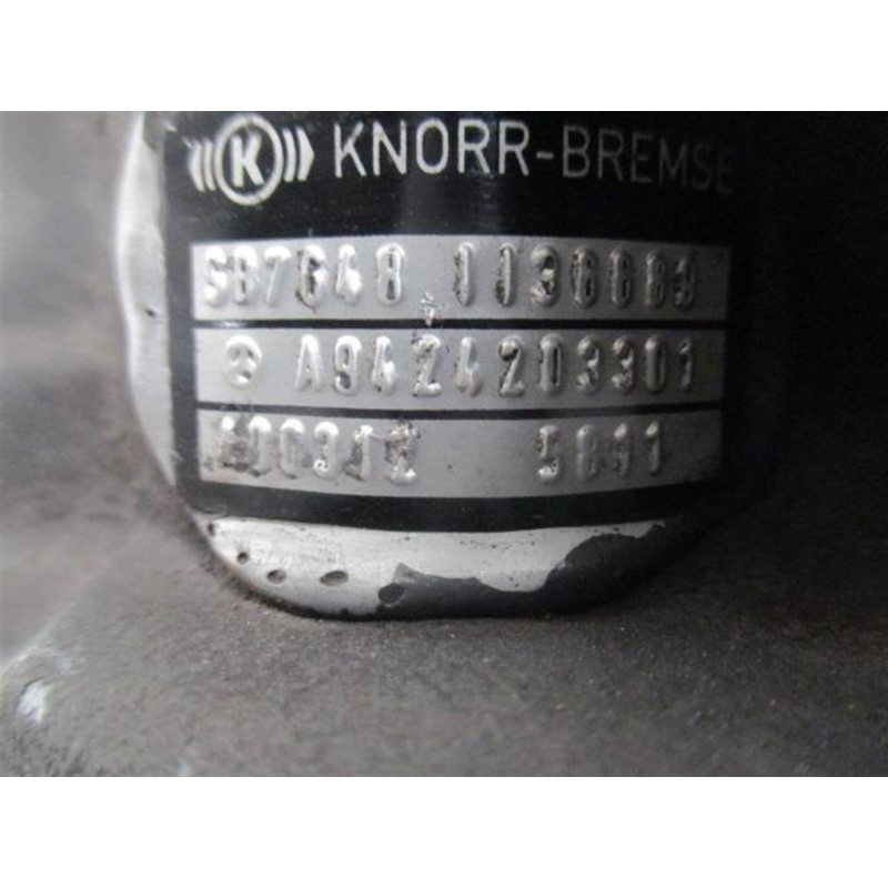 MERCEDES-BENZ truck PINZA ANTERIORE SINISTRA MERCEDES-BENZ truck Econic usato