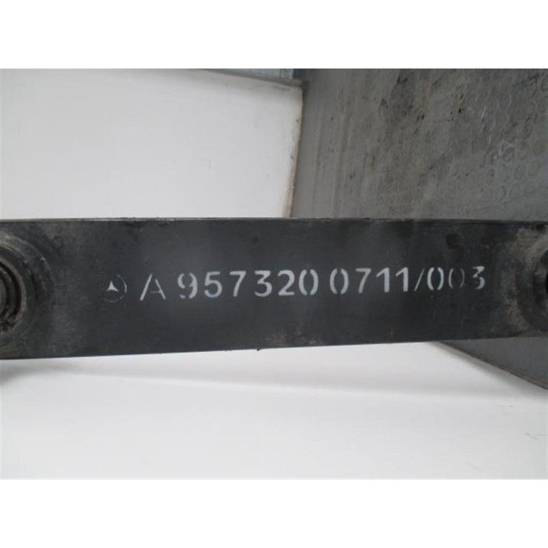 MERCEDES-BENZ truck BARRA STABILIZZATRICE POSTERIORE MERCEDES-BENZ truck Econic usato
