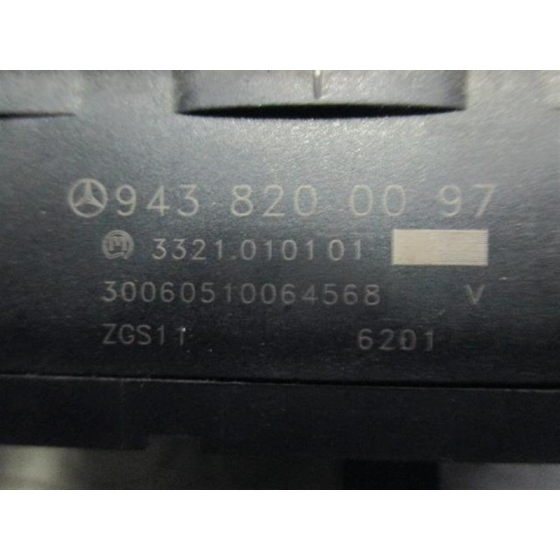 MERCEDES-BENZ truck INTERRUTTORI E PULSANTI ALZAVETRI MERCEDES-BENZ truck Actros 2003>2008 usato