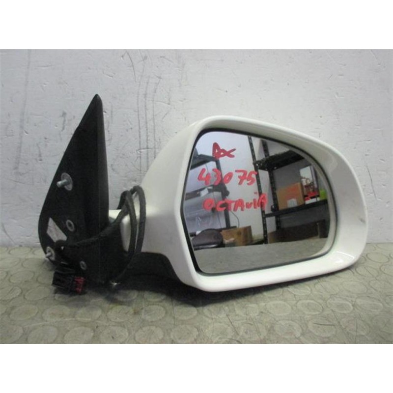 SKODA RIGHT ELETRIC REAR-VIEW MIRROR  SKODA Octavia 2008>2012 used