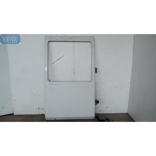 RIGHT FRONT DOOR  RENAULT truck Magnum 2001>2010 used