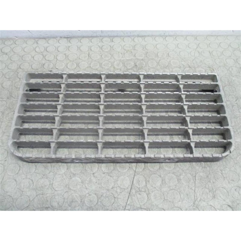 RENAULT truck PIASTRA PEDANA DI SALITA RENAULT truck Magnum 2001>2010 usato