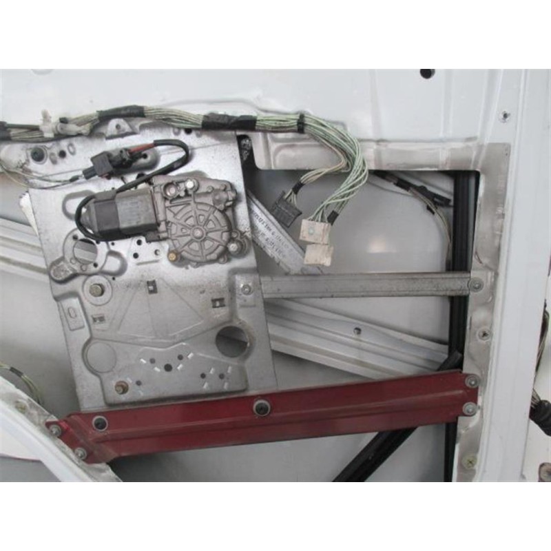 RENAULT truck FRONT LEFT POWERED WINDOWS  RENAULT truck Premium 1996>2005 used