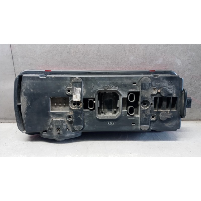 DAF FARO POSTERIORE ESTERNO DESTRO DAF XF106 usato