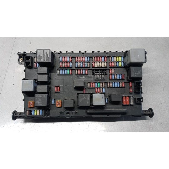 SCATOLA FUSIBILI DAF XF106 usato