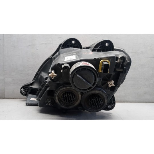 RIGHT HEADLIGHT LED LAMP  DAF XF106 used