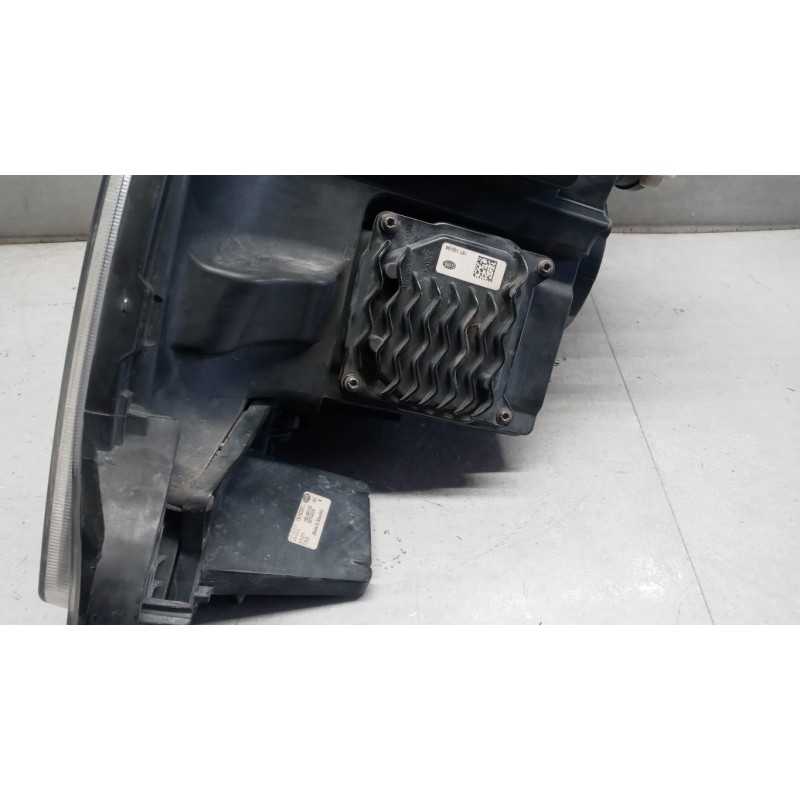 DAF FARO ANT LED DESTRO DAF XF106 usato