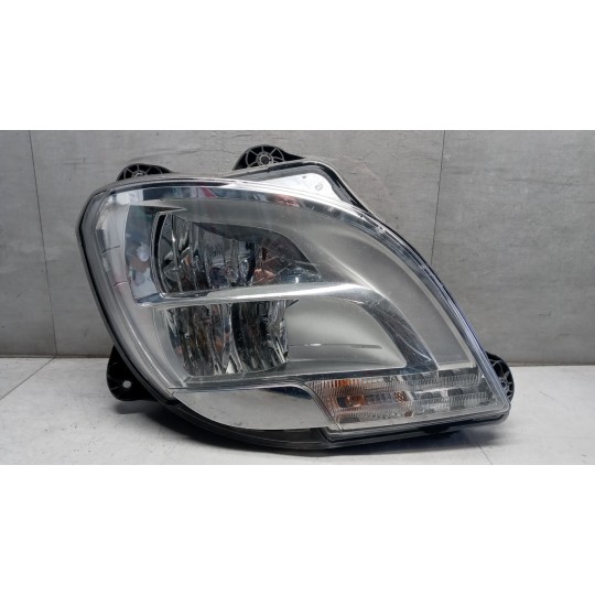 RIGHT HEADLIGHT LED LAMP  DAF XF106 used