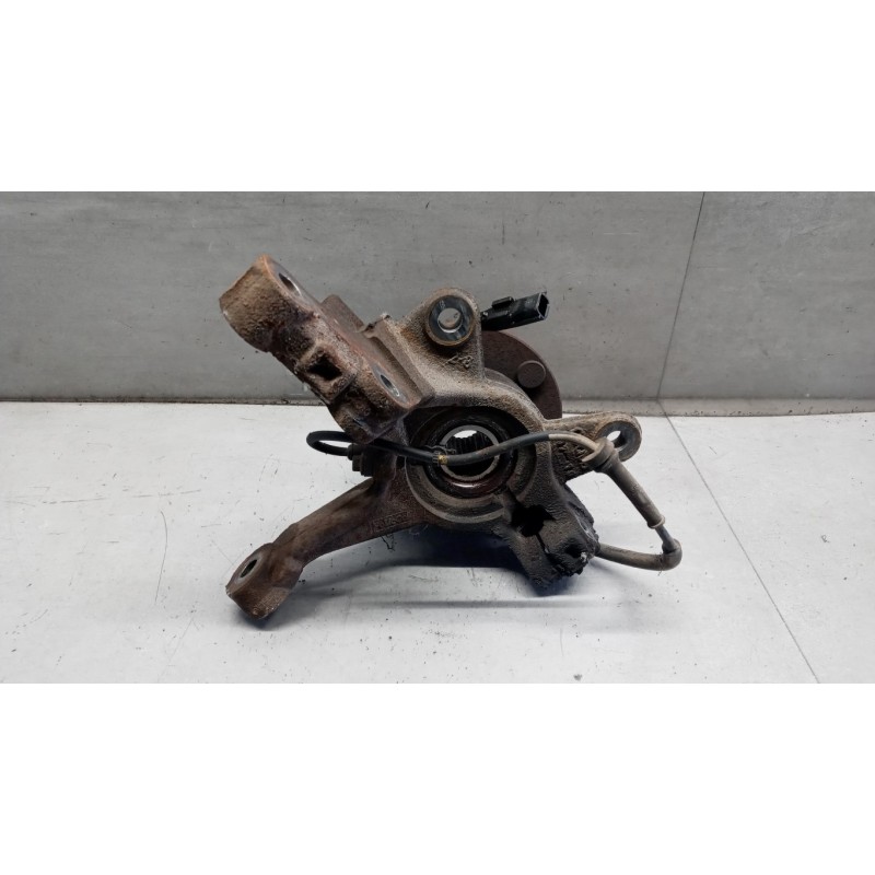 FORD MONTANTE COMPLETO SINISTRO FORD Fiesta 2008>2013 usato