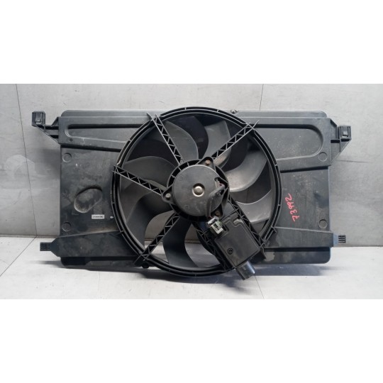 CONVOGLIATORE ELETTROVENTOLA FORD Focus 2007>2011 usato