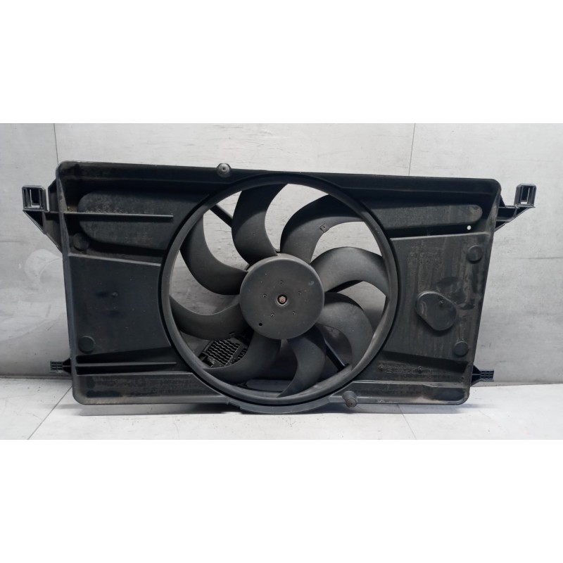 FORD CONVOGLIATORE ELETTROVENTOLA FORD Focus 2007>2011 usato