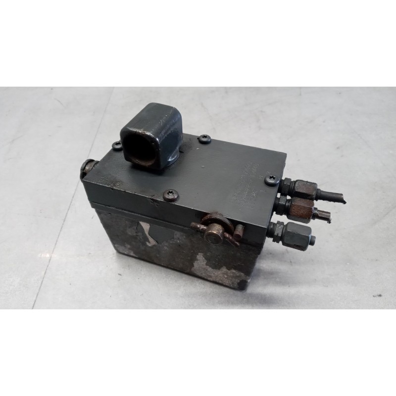 IVECO CAB LIFT PUMP  IVECO EUROCARGO 2008>2013 used