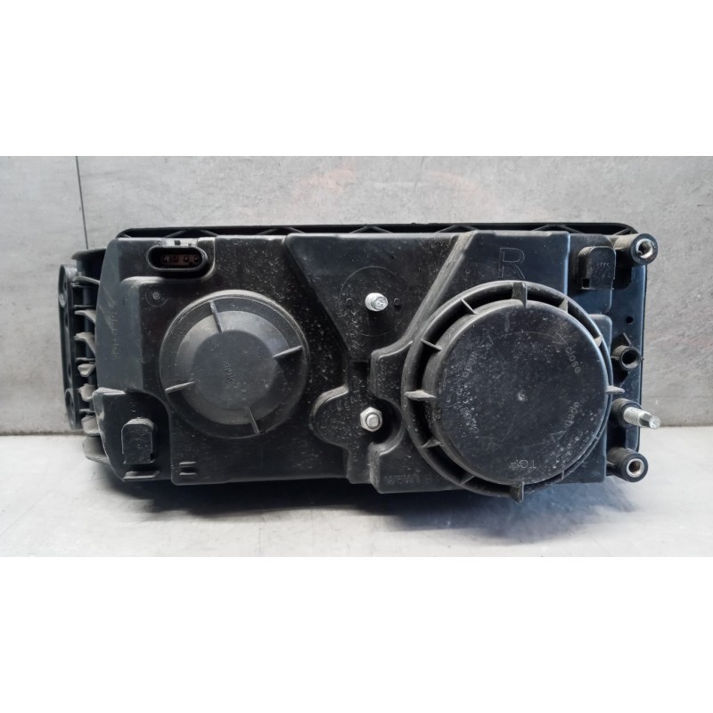 IVECO FARO ANTERIORE DESTRO IVECO EUROCARGO 2008>2013 usato