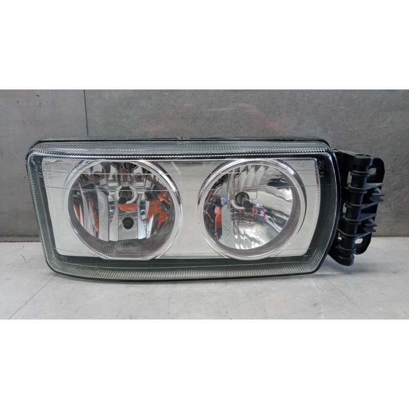IVECO RIGHT HEADLIGHT IVECO EUROCARGO 2008>2013 used