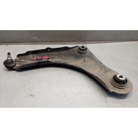 BRACCIO OSCILLANTE ANTERIORE INFERIORE SINISTRO RENAULT Megane 2008>2012 usato