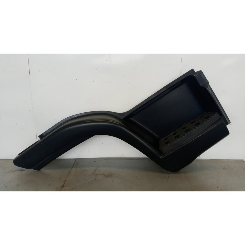 IVECO RIGHT FRONT MUDGUARD  IVECO EUROCARGO 2008>2013 used