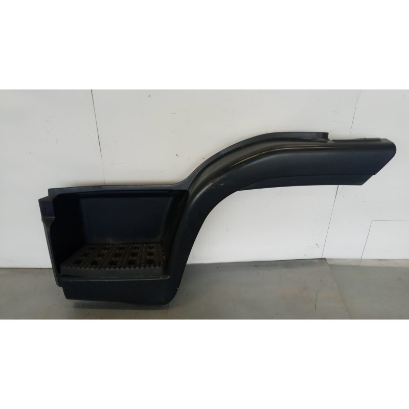 IVECO LEFT FRONT MUDGUARD  IVECO EUROCARGO 2008>2013 used
