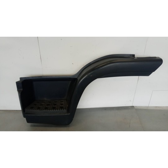 LEFT FRONT MUDGUARD  IVECO EUROCARGO 2008>2013 used