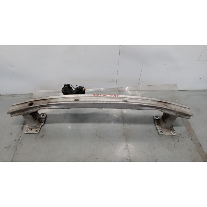 RENAULT TRAVERSA ANT. INFERIORE RENAULT Megane 2008>2012 usato