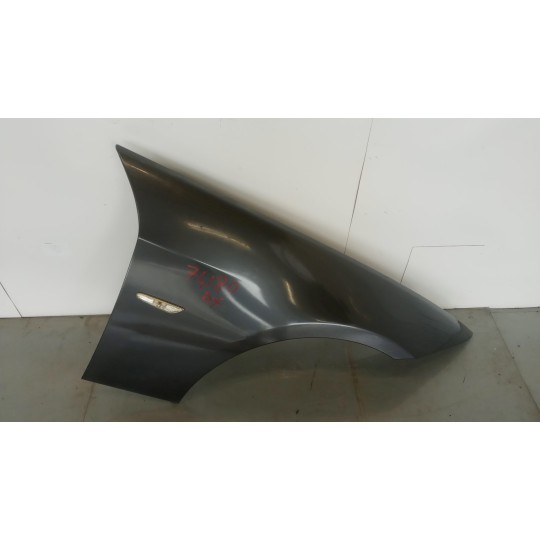 RIGHT FRONT MUDGUARD  BMW Serie 3 (E90/E91) 2005>2008 used