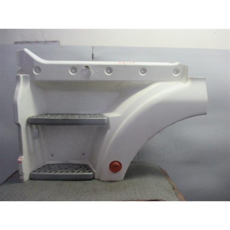 MAN LEFT FRONT MUDGUARD  MAN TG-A 2000>2007 used