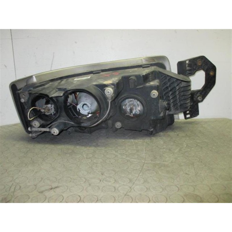 RENAULT truck FARO ANTERIORE SINISTRO RENAULT truck Premium 2005>2013 usato