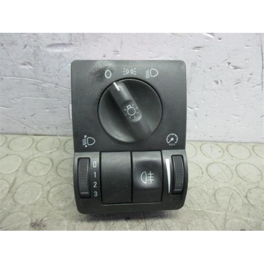 BLOCCO LUCI OPEL Corsa C 2000>2003 usato