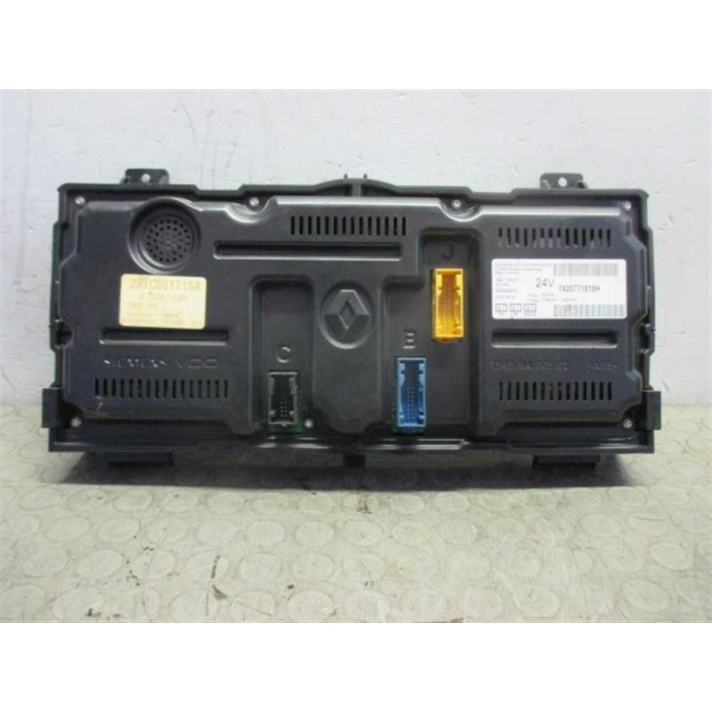 RENAULT truck INSTRUMENT PANEL RENAULT truck Premium 2005>2013 usato