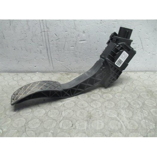 ELETRONIC THROTTLE PEDAL  VOLKSWAGEN Up 2011>2016 used