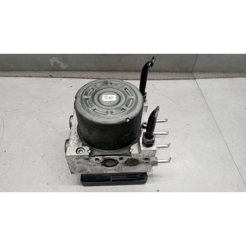 RENAULT van ABS SYSTEM RENAULT van Trafic 2014>2019 used