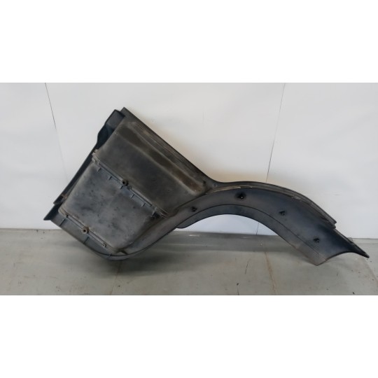 PARAFANGO ANTERIORE DESTRO IVECO EUROCARGO 2008>2013 usato