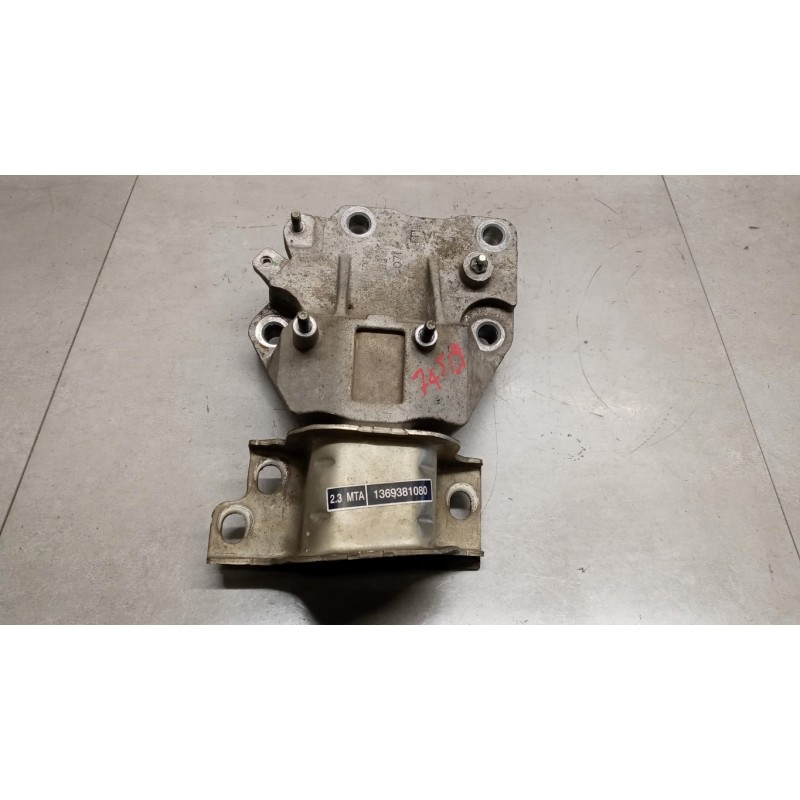 FIAT van SUPPORTO MOTORE FIAT van Ducato 2014> usato