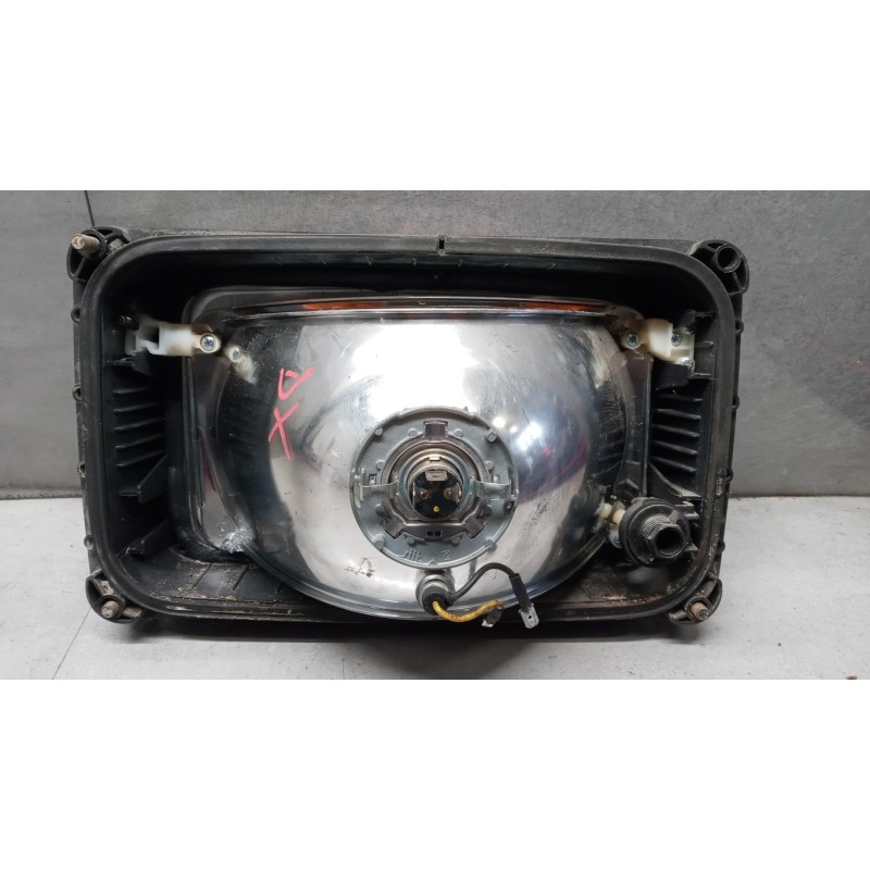 IVECO RIGHT HEADLIGHT IVECO 190-26 used