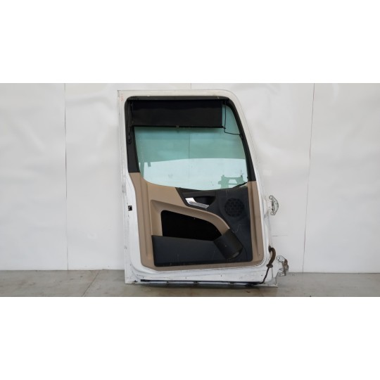 LEFT FRONT DOOR MERCEDES-BENZ truck Actros euro 6 2014>2021 used