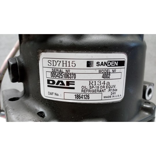 COMPRESSORE ARIA CONDIZIONATA DAF XF105 usato