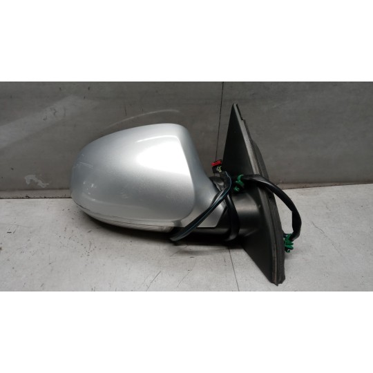 RETROVISORE ELETTRICO DESTRO VOLKSWAGEN Passat 2005>2010 usato