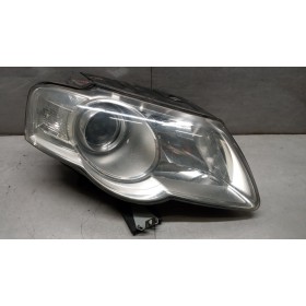 RIGHT HEADLIGHT VOLKSWAGEN...