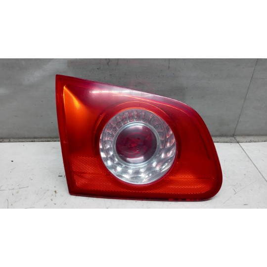 FARO POST INTERNO LED SINISTRO VOLKSWAGEN Passat 2005>2010 usato