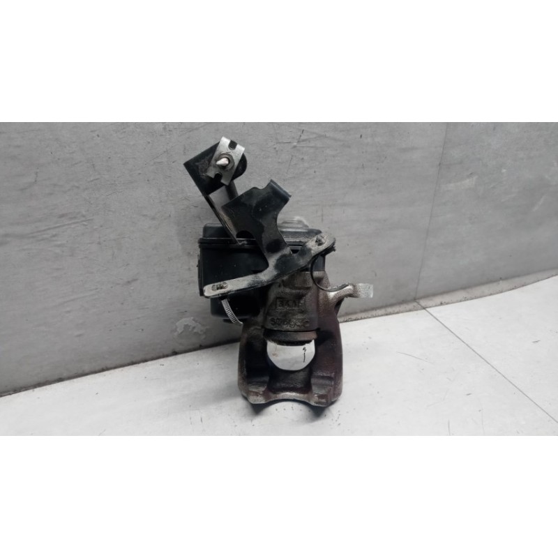 RENAULT RIGHT REAR CALIPER BRAKE  RENAULT Captur 2019> used