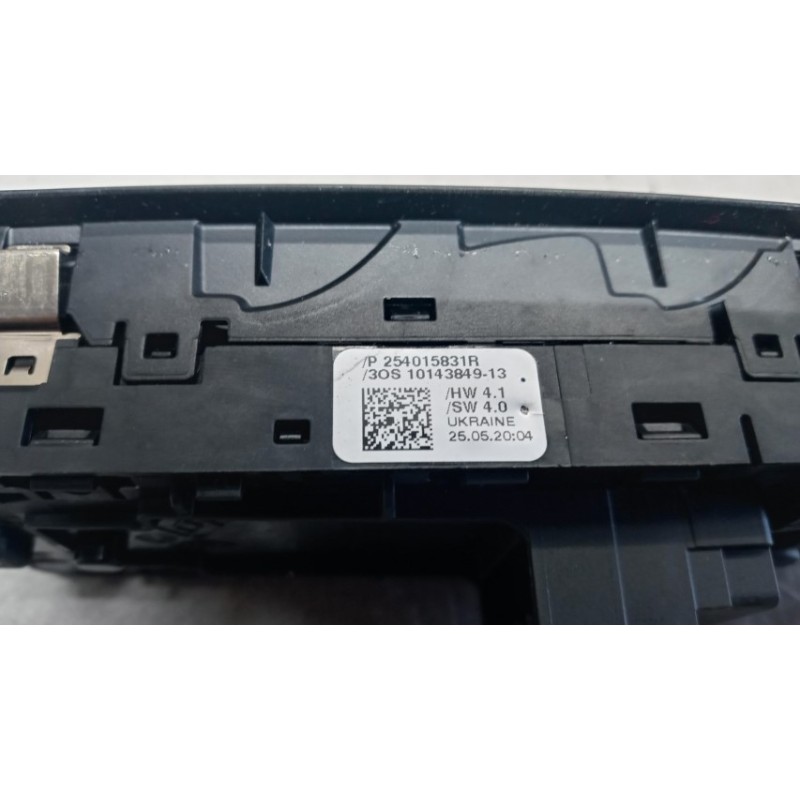 RENAULT INTERRUTTORI E PULSANTI ALZAVETRI RENAULT Captur 2019> usato