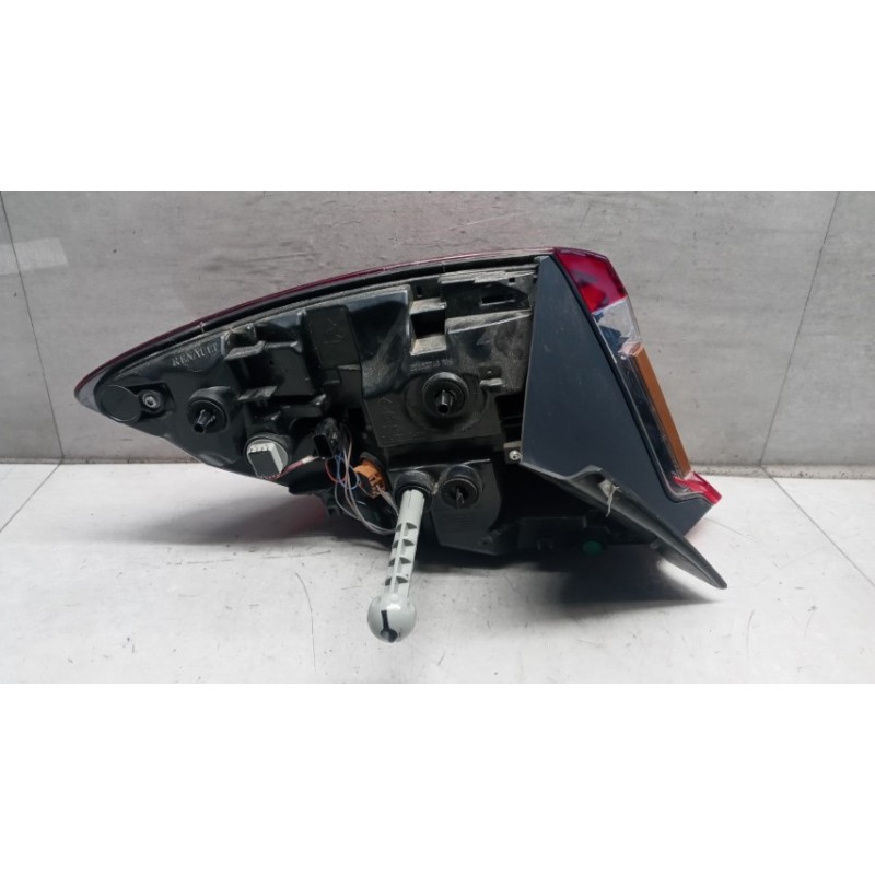 RENAULT RIGHT REAR LED LIGHT  RENAULT Captur 2019> used