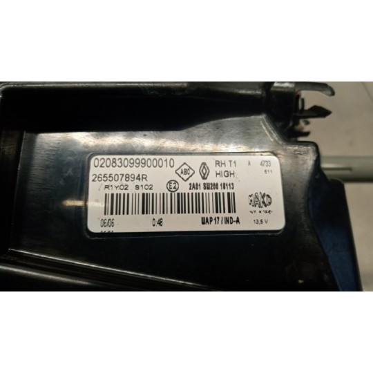 FARO POST ESTERNO LED DESTRO RENAULT Captur 2019> usato