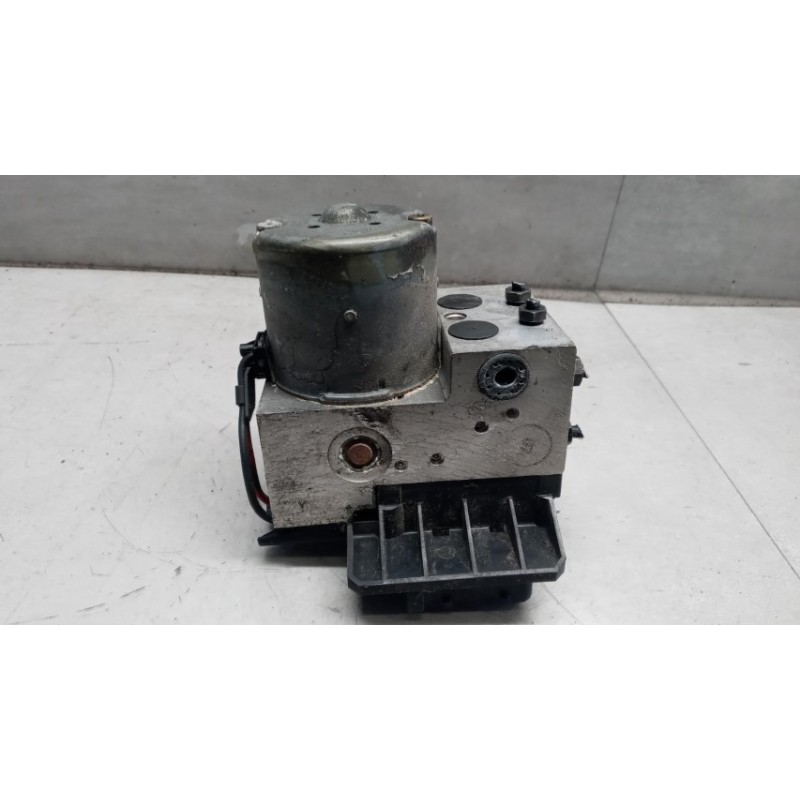 VOLKSWAGEN GRUPPO ABS VOLKSWAGEN Passat 2000>2005 usato