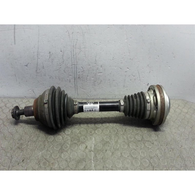 VOLKSWAGEN SEMIASSE ANTERIORE SINISTRO VOLKSWAGEN Passat 2010>2014 usato