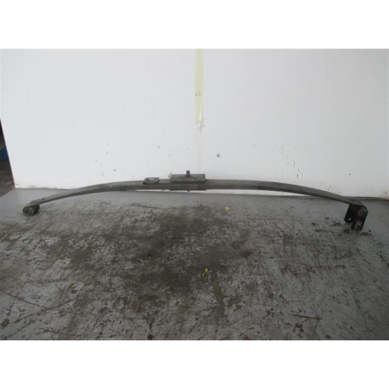 RENAULT truck FRONT SPRINGS RENAULT truck Midlum used