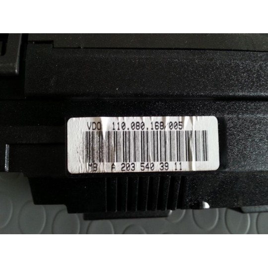 QUADRO STRUMENTI MERCEDES-BENZ Classe C (W203) 2000>2004 usato