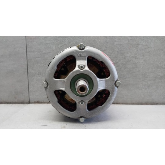 ALTERNATORE MACCHINE OPERATRICI GENERICO usato