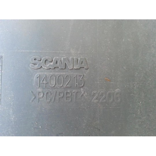 PARAURTI ANTERIORE SCANIA 124 usato