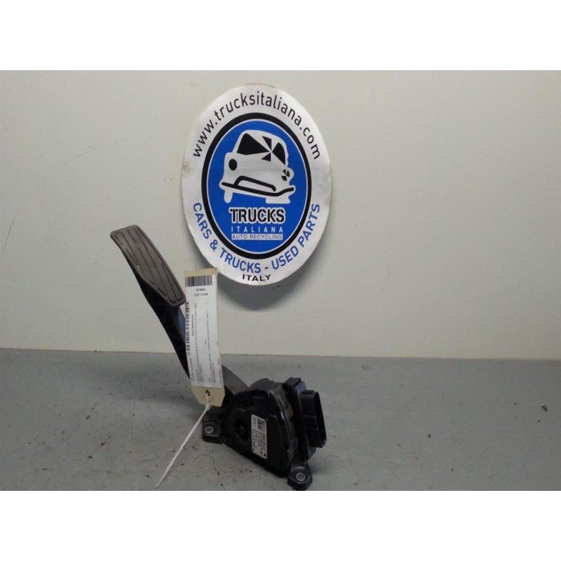 SUZUKI ELETRONIC THROTTLE PEDAL  SUZUKI Grand Vitara 2006> used