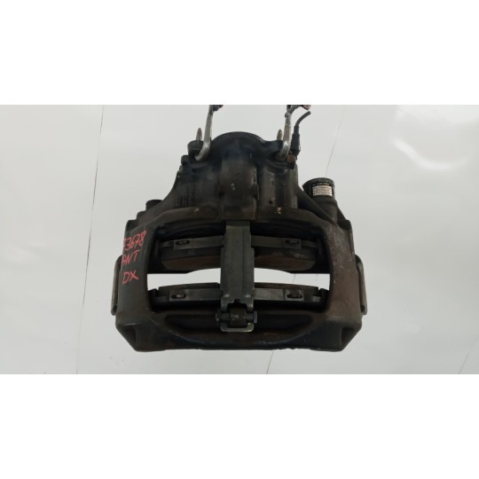 PINZA ANTERIORE DESTRA MAN TGX euro 6 usato